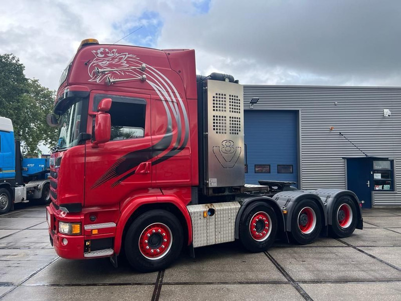 Scania R580 8x4 - Τράκτορας: φωτογραφία 1 Scania R580 8x4 - Τράκτορας: φωτογραφία 1
