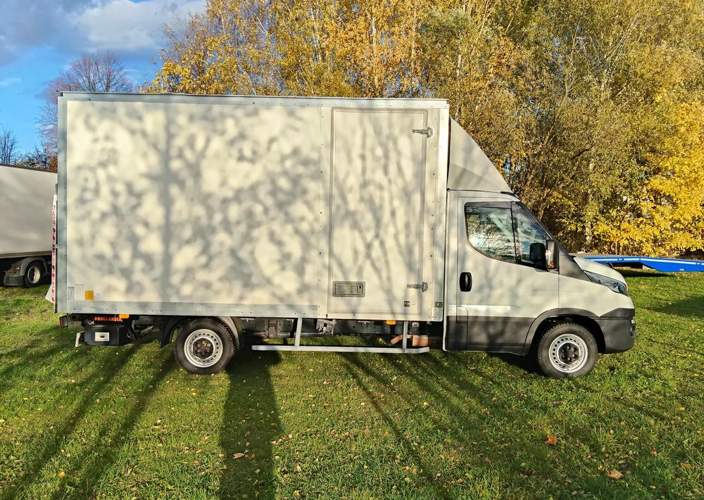 Iveco Daily 35S16 - Επαγγελματικό αυτοκίνητο κόφα: φωτογραφία 4 Iveco Daily 35S16 - Επαγγελματικό αυτοκίνητο κόφα: φωτογραφία 4