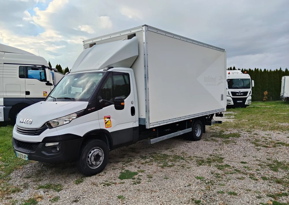 Iveco Daily - Φορτηγό κόφα: φωτογραφία 3 Iveco Daily - Φορτηγό κόφα: φωτογραφία 3
