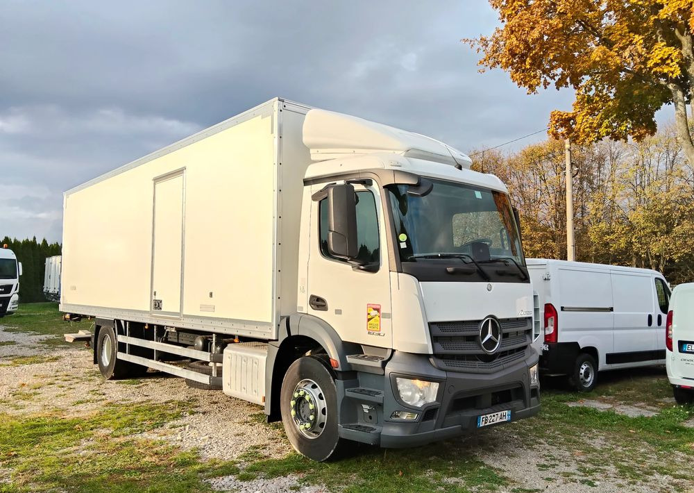 Mercedes-Benz Antos - Φορτηγό ψυγείο: φωτογραφία 2 Mercedes-Benz Antos - Φορτηγό ψυγείο: φωτογραφία 2