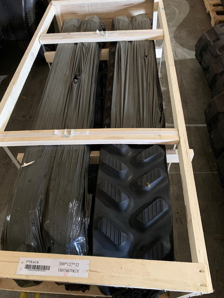 Versatile, Kinze Grain Carts, Kubota Delta track - Ερπύστρια για Ερπυστριοφόρο τρακτέρ: φωτογραφία 3 Versatile, Kinze Grain Carts, Kubota Delta track - Ερπύστρια για Ερπυστριοφόρο τρακτέρ: φωτογραφία 3