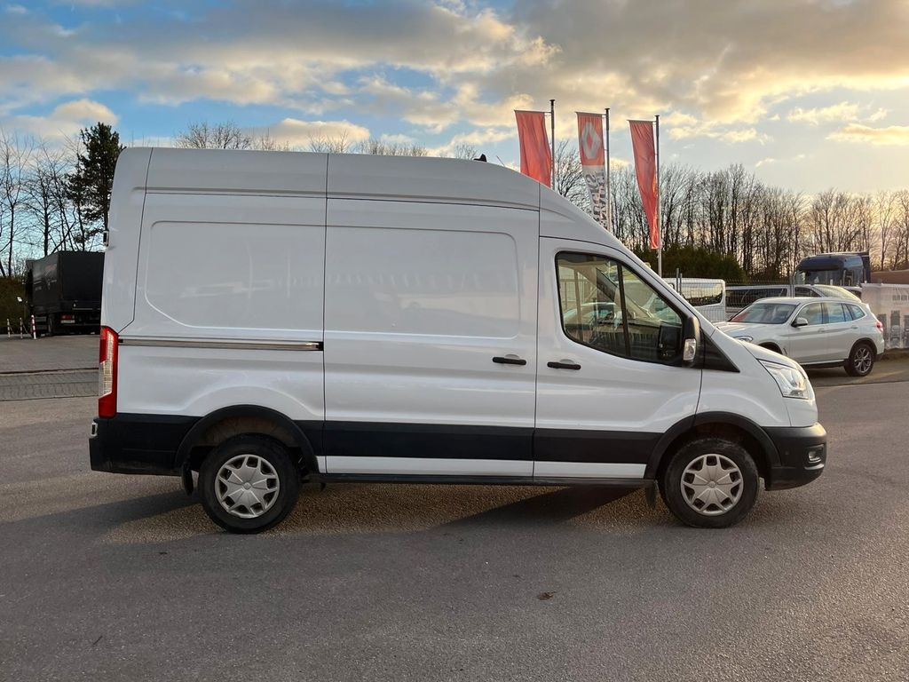 Ford Transit 350 L2 Trend - Βαν: φωτογραφία 4 Ford Transit 350 L2 Trend - Βαν: φωτογραφία 4