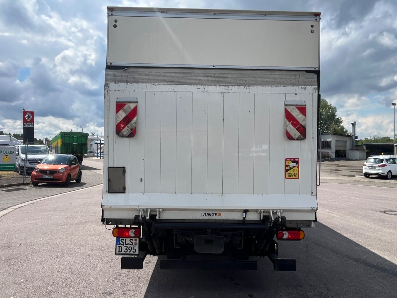 Renault D7.5 210 Kofferaufbau mit LBW - Επαγγελματικό αυτοκίνητο κόφα: φωτογραφία 5 Renault D7.5 210 Kofferaufbau mit LBW - Επαγγελματικό αυτοκίνητο κόφα: φωτογραφία 5
