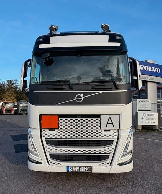 Volvo FH500 4x2T Schubbodenhydraulik - Τράκτορας: φωτογραφία 2 Volvo FH500 4x2T Schubbodenhydraulik - Τράκτορας: φωτογραφία 2