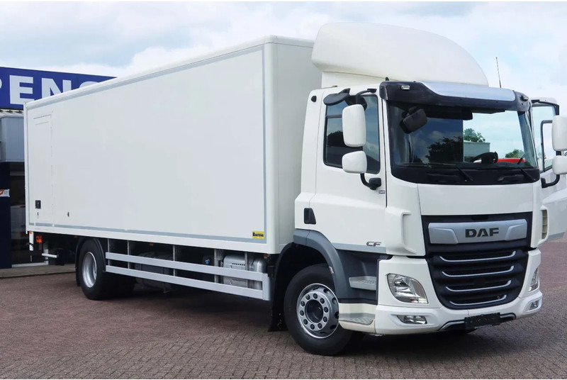 DAF CF 290 Bak+Klep Dhollandia 2.000 kg - Φορτηγό κόφα: φωτογραφία 2 DAF CF 290 Bak+Klep Dhollandia 2.000 kg - Φορτηγό κόφα: φωτογραφία 2