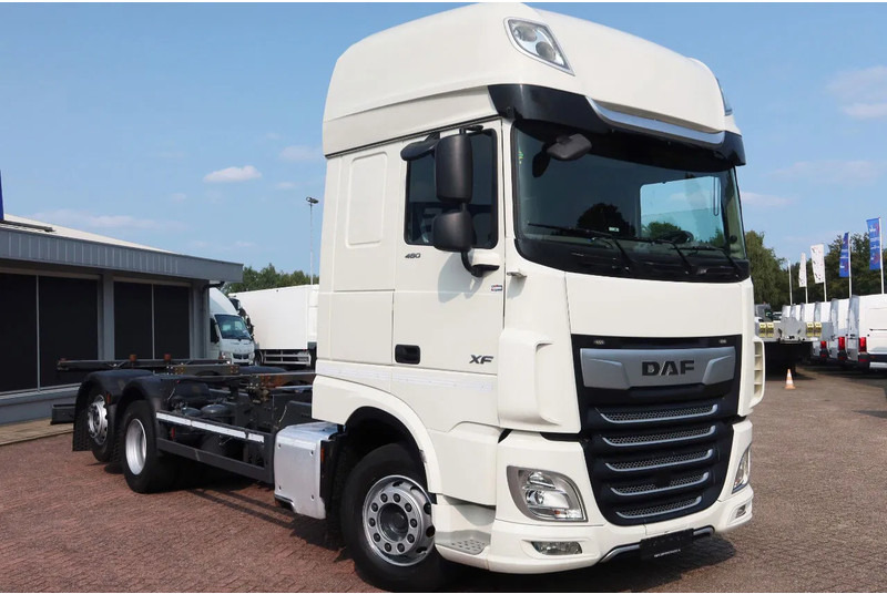 DAF XF 106.480 BDF Super Space CAb 6X2 FAN - Φορτηγό σασί: φωτογραφία 2 DAF XF 106.480 BDF Super Space CAb 6X2 FAN - Φορτηγό σασί: φωτογραφία 2