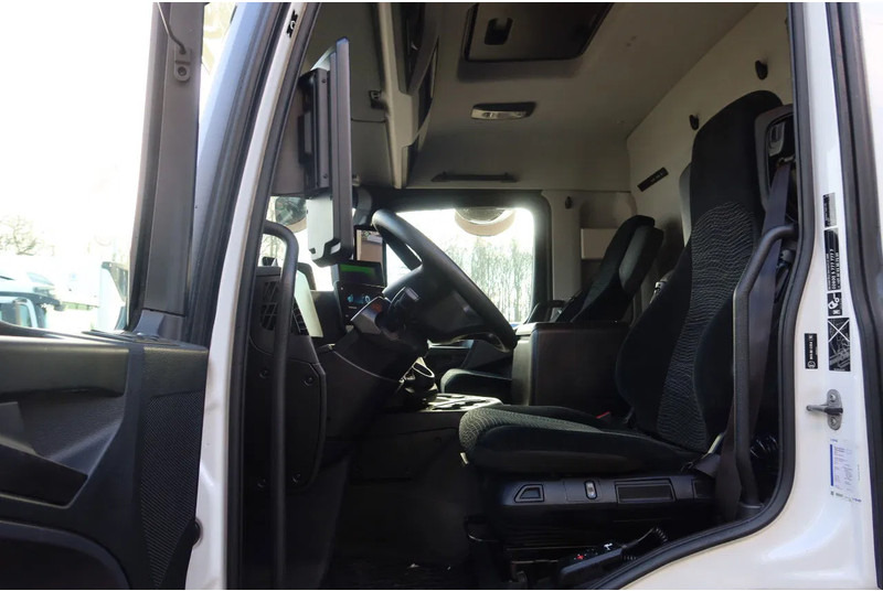 Mercedes-Benz Actros 1840 L Bkawagen+ BAR klep 2.000kg met Gesioleerde bak - Φορτηγό κόφα: φωτογραφία 5 Mercedes-Benz Actros 1840 L Bkawagen+ BAR klep 2.000kg met Gesioleerde bak - Φορτηγό κόφα: φωτογραφία 5