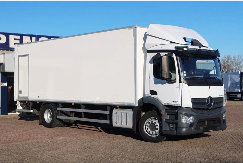 Mercedes-Benz Antos 2127 L Bak+Klep 2000 kg Euro 6 - Φορτηγό κόφα: φωτογραφία 2 Mercedes-Benz Antos 2127 L Bak+Klep 2000 kg Euro 6 - Φορτηγό κόφα: φωτογραφία 2