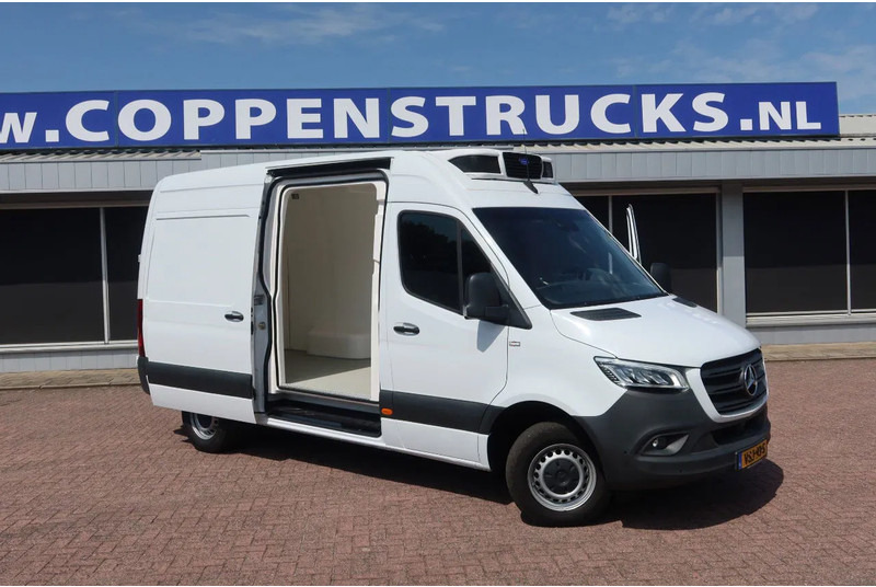 Mercedes-Benz Sprinter 317 Koel/Vries L2/H2 220 Volt stekker - Επαγγελματικό αυτοκίνητο ψυγείο: φωτογραφία 2 Mercedes-Benz Sprinter 317 Koel/Vries L2/H2 220 Volt stekker - Επαγγελματικό αυτοκίνητο ψυγείο: φωτογραφία 2