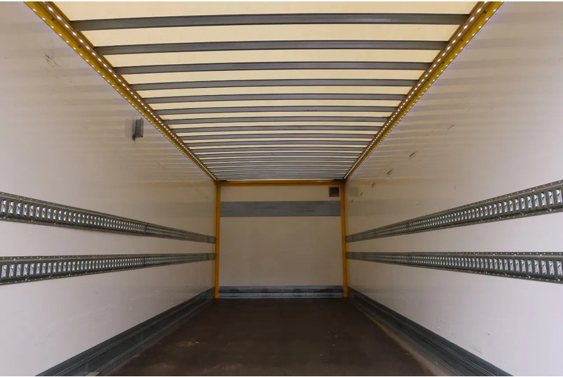 Scania P250 4x2 Bakwagen +Dhollandia klep 1500 kg E6 - Φορτηγό κόφα: φωτογραφία 4 Scania P250 4x2 Bakwagen +Dhollandia klep 1500 kg E6 - Φορτηγό κόφα: φωτογραφία 4