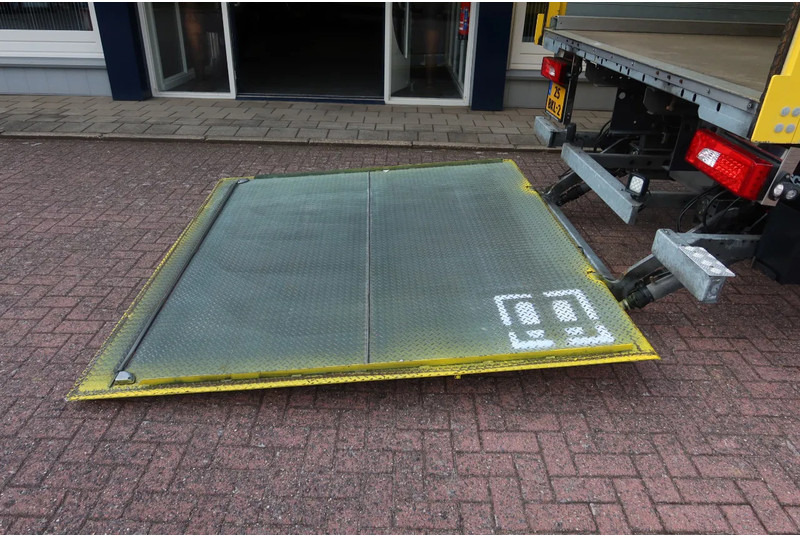 Scania P250 4x2 Bakwagen +Dhollandia klep 1500 kg E6 - Φορτηγό κόφα: φωτογραφία 3 Scania P250 4x2 Bakwagen +Dhollandia klep 1500 kg E6 - Φορτηγό κόφα: φωτογραφία 3