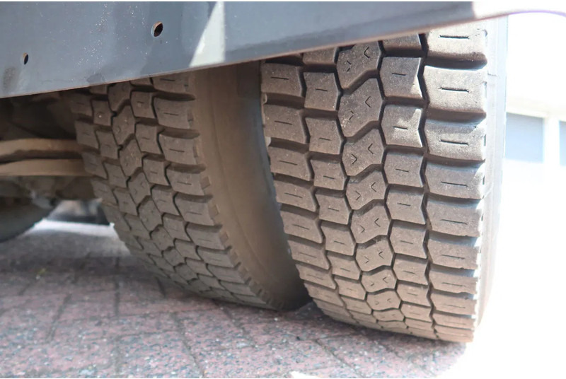 Φορτηγό κόφα Scania P250 4x2 Bakwagen+Klep E6 Dhollandia 1500 kg: φωτογραφία 11 Φορτηγό κόφα Scania P250 4x2 Bakwagen+Klep E6 Dhollandia 1500 kg: φωτογραφία 11