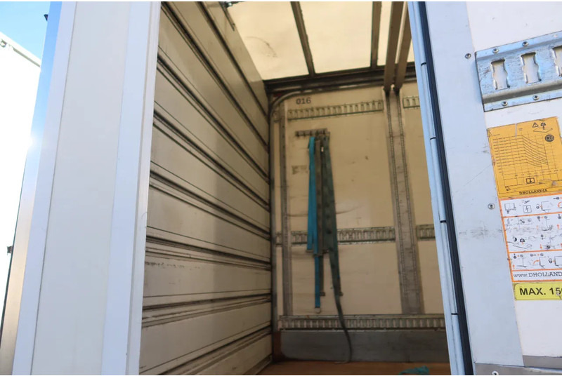 Volvo FM 420 6x2 Bak + Dhollandia klep 1500 kg + Aanhanger 94-WS-TS - Φορτηγό κόφα: φωτογραφία 4 Volvo FM 420 6x2 Bak + Dhollandia klep 1500 kg + Aanhanger 94-WS-TS - Φορτηγό κόφα: φωτογραφία 4