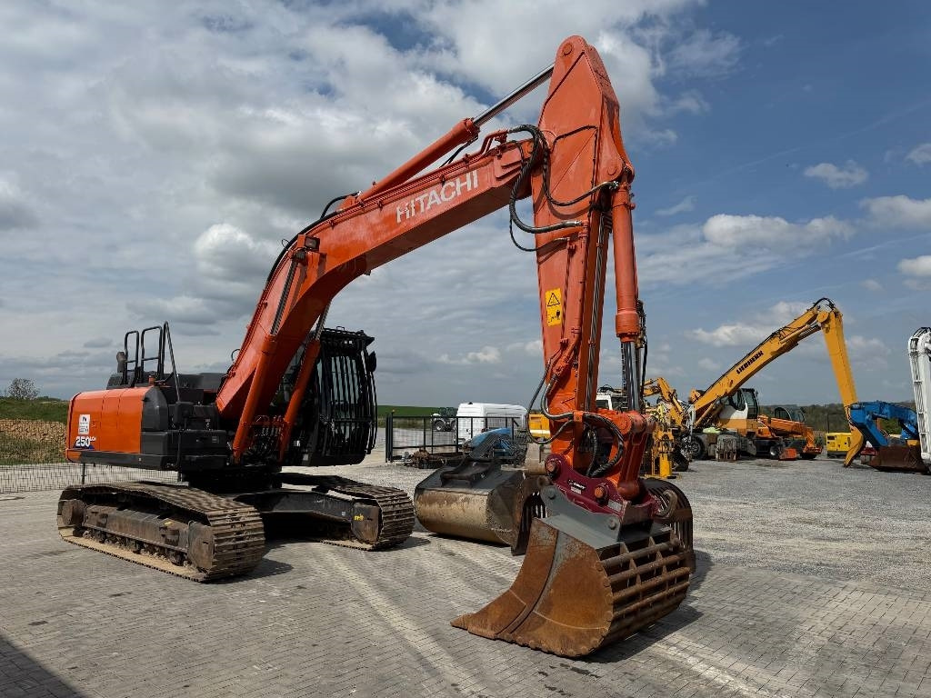 Ερπυστριοφόρος εκσκαφέας Hitachi ZX 250 LC N-6: φωτογραφία 7
