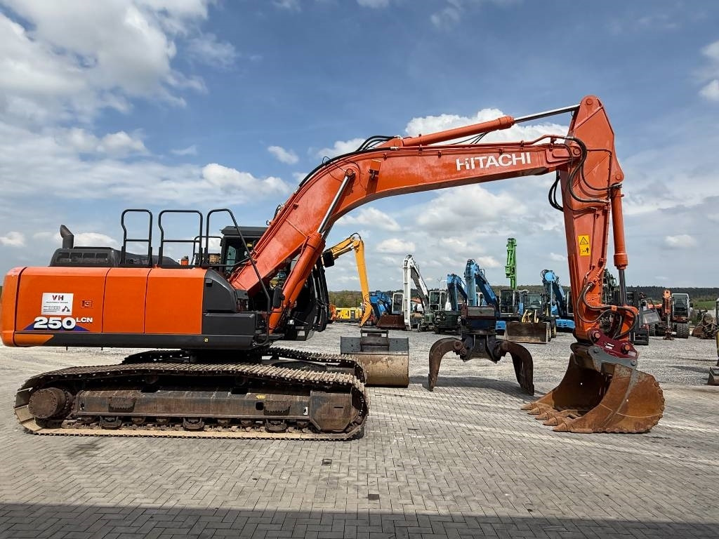 Ερπυστριοφόρος εκσκαφέας Hitachi ZX 250 LC N-6: φωτογραφία 6