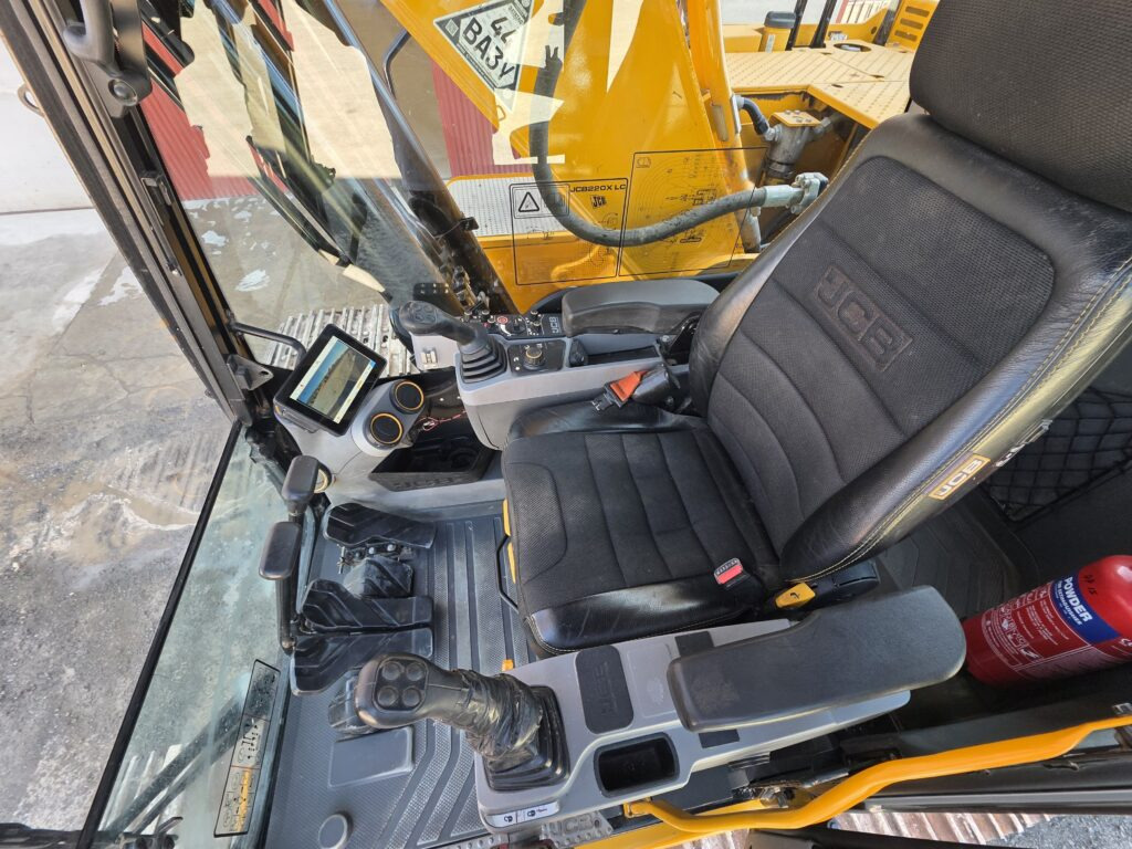 Ερπυστριοφόρος εκσκαφέας JCB 220X L4F: φωτογραφία 13