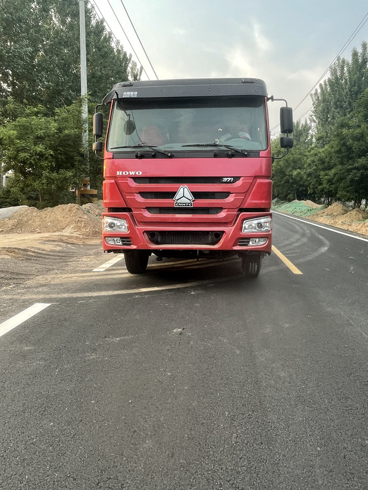 HOWO 371 375 SINOTRUCK TIPPER DUMP TRCUK - Φορτηγό ανατρεπόμενο: φωτογραφία 1 HOWO 371 375 SINOTRUCK TIPPER DUMP TRCUK - Φορτηγό ανατρεπόμενο: φωτογραφία 1