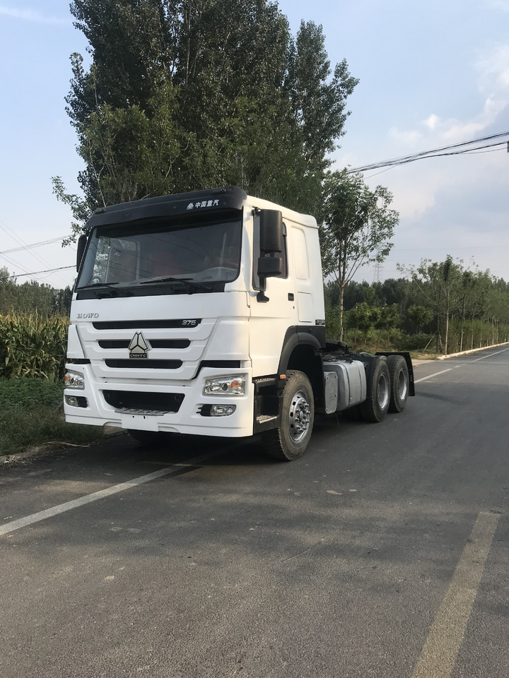 HOWO TRACTOR 6X4 SINOTRUCK 371HP - Τράκτορας: φωτογραφία 1 HOWO TRACTOR 6X4 SINOTRUCK 371HP - Τράκτορας: φωτογραφία 1