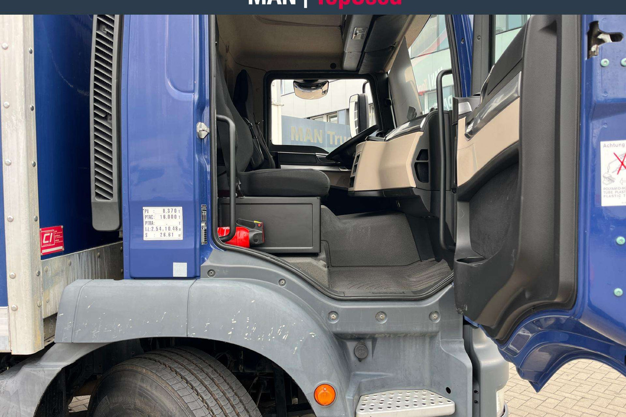 Φορτηγό κόφα MAN TGM 15.250 4X2 Liftas ADR AT(8882): φωτογραφία 12 Φορτηγό κόφα MAN TGM 15.250 4X2 Liftas ADR AT(8882): φωτογραφία 12