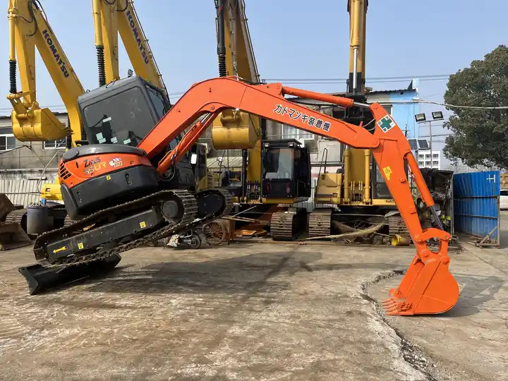 All original mini excavator hitachi used ZX55 ZX60 ZX70 small second hand excavator made in Japan - Ερπυστριοφόρος εκσκαφέας: φωτογραφία 3 All original mini excavator hitachi used ZX55 ZX60 ZX70 small second hand excavator made in Japan - Ερπυστριοφόρος εκσκαφέας: φωτογραφία 3