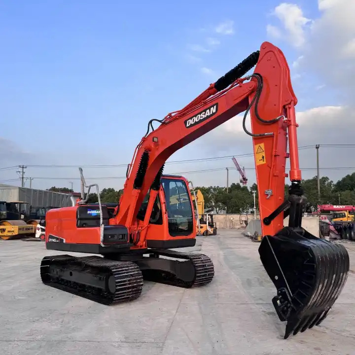High Quality Doosan Dx300LC Dx140LC Dx60-9c Dx60 Dx225 LC Excavator Dx225 Dx300 Doosan Excavator in Stock for Sale - Ερπυστριοφόρος εκσκαφέας: φωτογραφία 2 High Quality Doosan Dx300LC Dx140LC Dx60-9c Dx60 Dx225 LC Excavator Dx225 Dx300 Doosan Excavator in Stock for Sale - Ερπυστριοφόρος εκσκαφέας: φωτογραφία 2