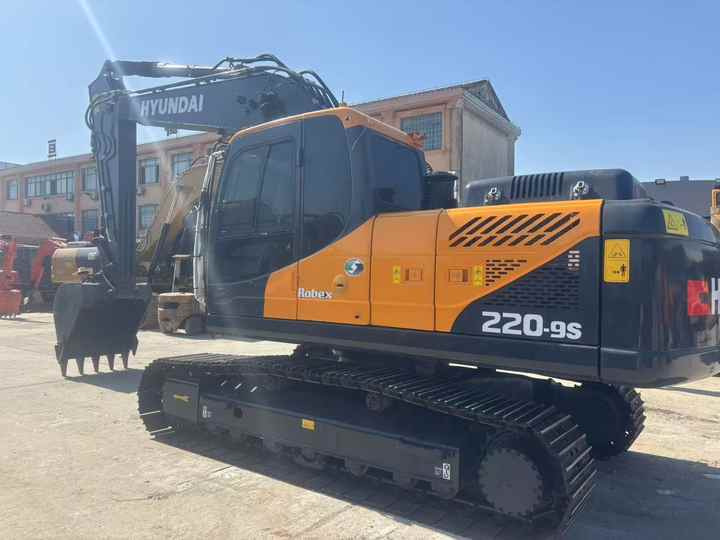 Korea Original Used Hyundai 220LC-9S Excavator Used Robex Hyundai 220 Excavator 220LC-9S Used Excavators for Sale - Εκσκαφέας: φωτογραφία 4 Korea Original Used Hyundai 220LC-9S Excavator Used Robex Hyundai 220 Excavator 220LC-9S Used Excavators for Sale - Εκσκαφέας: φωτογραφία 4