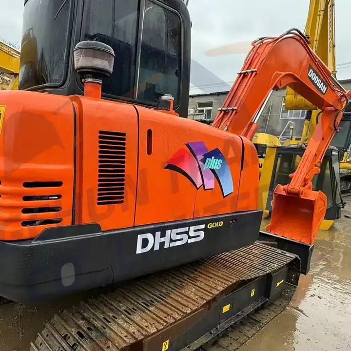 Mini 5ton Used Excavator Doosan DH55 with nice condition Korea low working hour multifunction crawler excavator Doosan DH55 - Εκσκαφέας: φωτογραφία 1 Mini 5ton Used Excavator Doosan DH55 with nice condition Korea low working hour multifunction crawler excavator Doosan DH55 - Εκσκαφέας: φωτογραφία 1