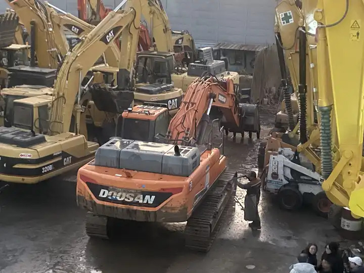 Original Doosan Dx420 Used Excavator/few Working Hours Used 420 Doosan Excavator Dx420 In Stock - Ερπυστριοφόρος εκσκαφέας: φωτογραφία 5 Original Doosan Dx420 Used Excavator/few Working Hours Used 420 Doosan Excavator Dx420 In Stock - Ερπυστριοφόρος εκσκαφέας: φωτογραφία 5