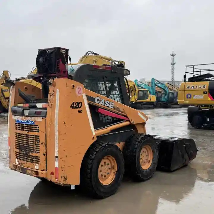 Original Second hand CASE skid steer loader 420 for sale compact skid steers loaders 440 430 420 in stock - Φορτωτής πλάγιας ολίσθησης: φωτογραφία 5 Original Second hand CASE skid steer loader 420 for sale compact skid steers loaders 440 430 420 in stock - Φορτωτής πλάγιας ολίσθησης: φωτογραφία 5