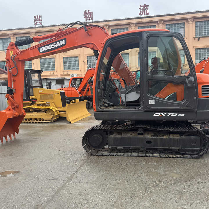 Used Excavator Doosan Dx75-9c Dx80 Dx60 Excavators Machinery Doosan Dx75-9c Dx80 Dx60 Dx225 Good Condition Low Price - Ερπυστριοφόρος εκσκαφέας: φωτογραφία 1 Used Excavator Doosan Dx75-9c Dx80 Dx60 Excavators Machinery Doosan Dx75-9c Dx80 Dx60 Dx225 Good Condition Low Price - Ερπυστριοφόρος εκσκαφέας: φωτογραφία 1