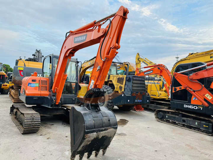 Used excavator doosan dx60 excavators earth-moving machinery doosan dx60 dx80 dx75 dx225 dh60 dh60-7for sale - Ερπυστριοφόρος εκσκαφέας: φωτογραφία 2 Used excavator doosan dx60 excavators earth-moving machinery doosan dx60 dx80 dx75 dx225 dh60 dh60-7for sale - Ερπυστριοφόρος εκσκαφέας: φωτογραφία 2