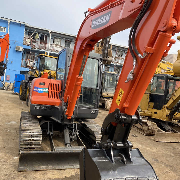 Used excavator doosan dx60 excavators earth-moving machinery doosan dx60 dx80 dx75 dx225 dh60 dh60-7for sale - Ερπυστριοφόρος εκσκαφέας: φωτογραφία 1 Used excavator doosan dx60 excavators earth-moving machinery doosan dx60 dx80 dx75 dx225 dh60 dh60-7for sale - Ερπυστριοφόρος εκσκαφέας: φωτογραφία 1