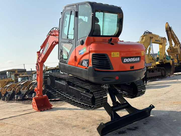 Used excavator doosan dx60 excavators earth-moving machinery doosan dx60 dx80 dx75 dx225 dh60 dh60-7for sale - Ερπυστριοφόρος εκσκαφέας: φωτογραφία 5 Used excavator doosan dx60 excavators earth-moving machinery doosan dx60 dx80 dx75 dx225 dh60 dh60-7for sale - Ερπυστριοφόρος εκσκαφέας: φωτογραφία 5