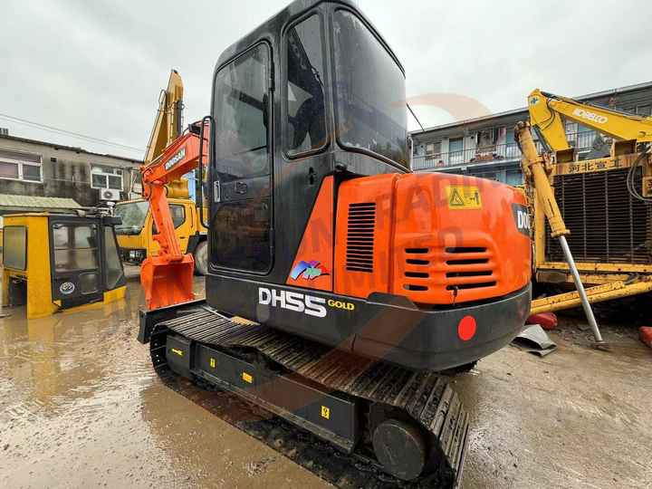 Used excavator doosan dx60 excavators earth-moving machinery doosan dx60 dx80 dx75 dx225 dh60 dh60-7for sale - Ερπυστριοφόρος εκσκαφέας: φωτογραφία 4 Used excavator doosan dx60 excavators earth-moving machinery doosan dx60 dx80 dx75 dx225 dh60 dh60-7for sale - Ερπυστριοφόρος εκσκαφέας: φωτογραφία 4