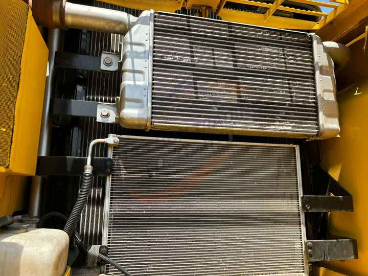 Nice porfmance Japanese Hot Selling Good Condition Used Excavator Komatsu PC200 Cheap Price PC210 PC220-8 - Ερπυστριοφόρος εκσκαφέας: φωτογραφία 5 Nice porfmance Japanese Hot Selling Good Condition Used Excavator Komatsu PC200 Cheap Price PC210 PC220-8 - Ερπυστριοφόρος εκσκαφέας: φωτογραφία 5