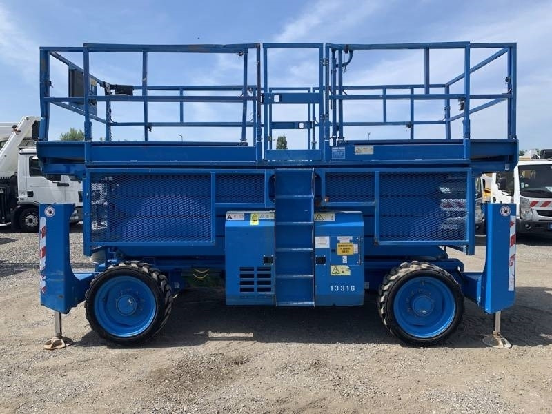 Genie GS4390 - 15,11m, diesel, 4x4 - Ψαλιδωτό ανυψωτικό: φωτογραφία 5 Genie GS4390 - 15,11m, diesel, 4x4 - Ψαλιδωτό ανυψωτικό: φωτογραφία 5