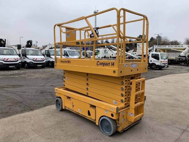 Haulotte Compact 14 - 14 m, electric - Ψαλιδωτό ανυψωτικό: φωτογραφία 1 Haulotte Compact 14 - 14 m, electric - Ψαλιδωτό ανυψωτικό: φωτογραφία 1