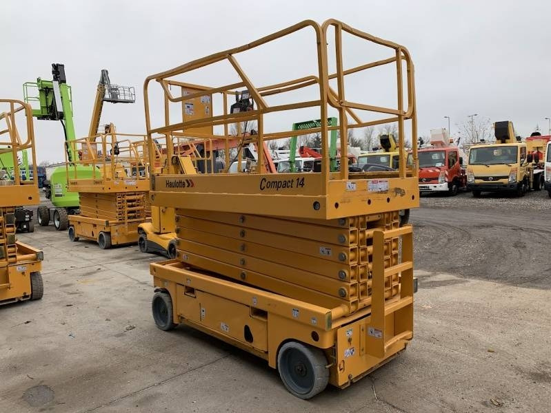 Haulotte Compact 14 - 14 m, electric - Ψαλιδωτό ανυψωτικό: φωτογραφία 1 Haulotte Compact 14 - 14 m, electric - Ψαλιδωτό ανυψωτικό: φωτογραφία 1