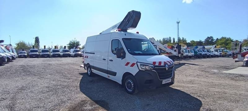 Renault Master Klubb KL32 - 12,5 m, 120 kg - Φορτηγό με εναέρια πλατφόρμα: φωτογραφία 1 Renault Master Klubb KL32 - 12,5 m, 120 kg - Φορτηγό με εναέρια πλατφόρμα: φωτογραφία 1