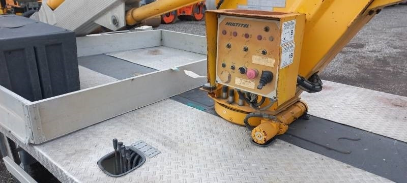 Φορτηγό με εναέρια πλατφόρμα Renault Maxity Multitel MT202DS - 20m - 200 kg: φωτογραφία 13 Φορτηγό με εναέρια πλατφόρμα Renault Maxity Multitel MT202DS - 20m - 200 kg: φωτογραφία 13