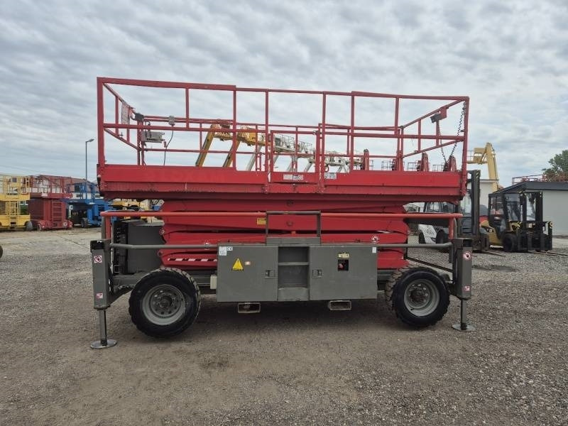 SkyJack SJ9241 - 14,5 m - 4x4 - Ψαλιδωτό ανυψωτικό: φωτογραφία 4 SkyJack SJ9241 - 14,5 m - 4x4 - Ψαλιδωτό ανυψωτικό: φωτογραφία 4