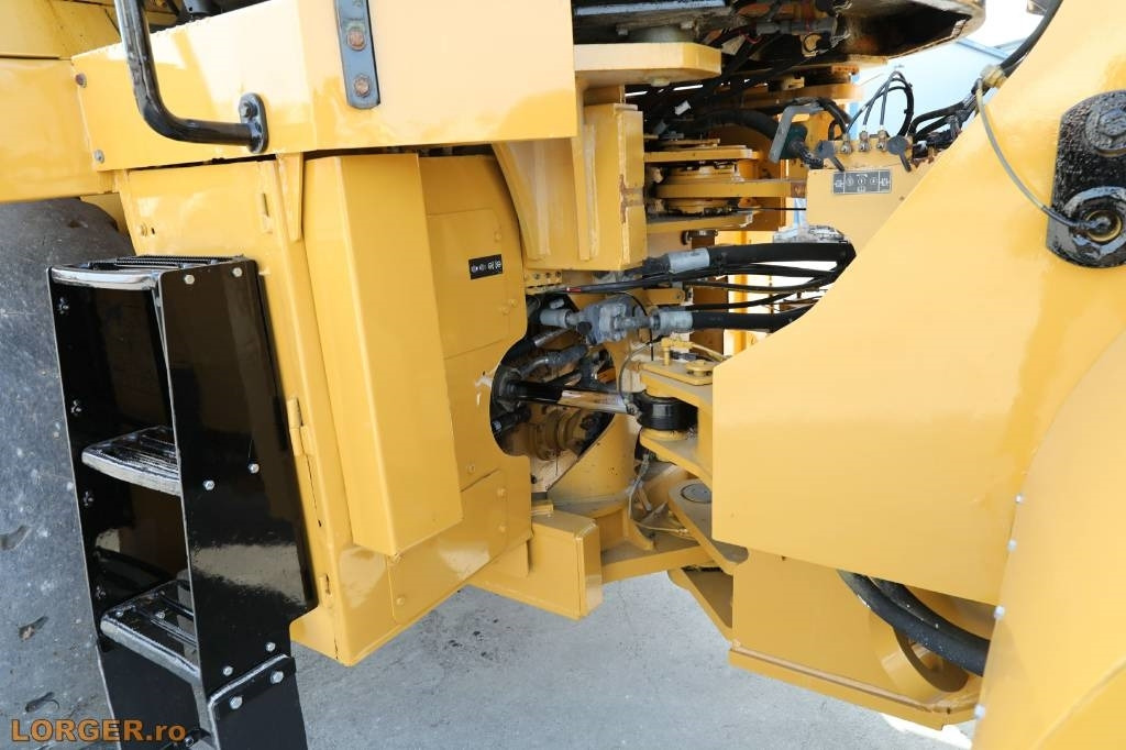 Ελαστιχοφόρος φορτωτής CAT 966 K: φωτογραφία 20 Ελαστιχοφόρος φορτωτής CAT 966 K: φωτογραφία 20