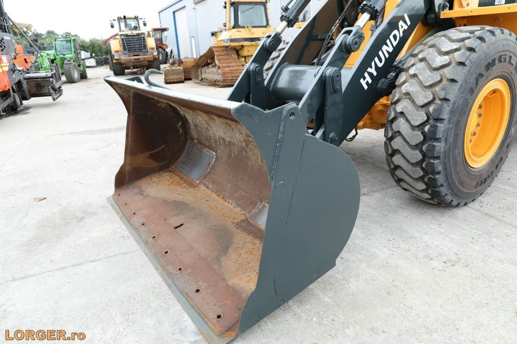 Hyundai HL 955 A - Ελαστιχοφόρος φορτωτής: φωτογραφία 5 Hyundai HL 955 A - Ελαστιχοφόρος φορτωτής: φωτογραφία 5
