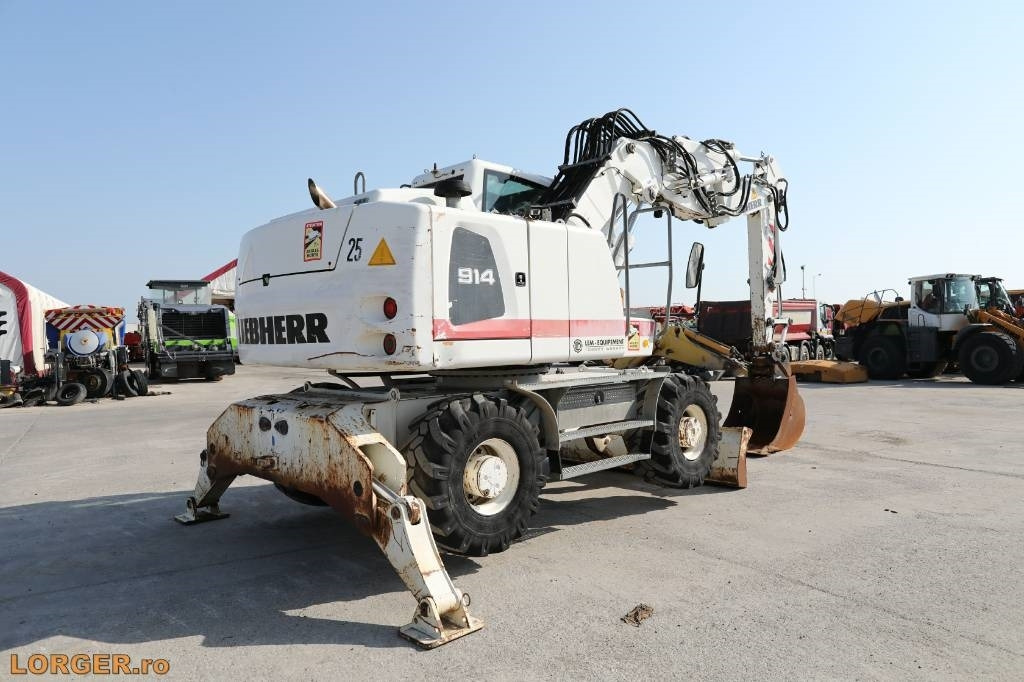 Liebherr A 914 - Τροχοφόρος εκσκαφέας: φωτογραφία 2 Liebherr A 914 - Τροχοφόρος εκσκαφέας: φωτογραφία 2