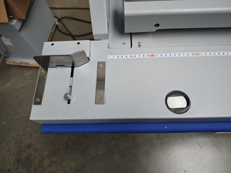 Horizon BQ-270V | 371.000 | 2011 - Μηχανή βιβλιοδεσίας: φωτογραφία 4 Horizon BQ-270V | 371.000 | 2011 - Μηχανή βιβλιοδεσίας: φωτογραφία 4