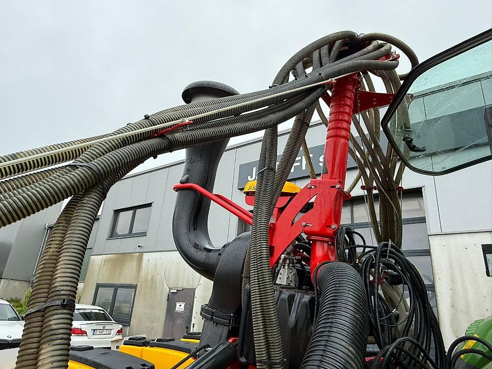 J.Reiff Sarl
Herr Stefan Neukirch - 77 Z.I in den - Σπαρτική μηχανή ακριβείας: φωτογραφία 5 J.Reiff Sarl
Herr Stefan Neukirch - 77 Z.I in den - Σπαρτική μηχανή ακριβείας: φωτογραφία 5