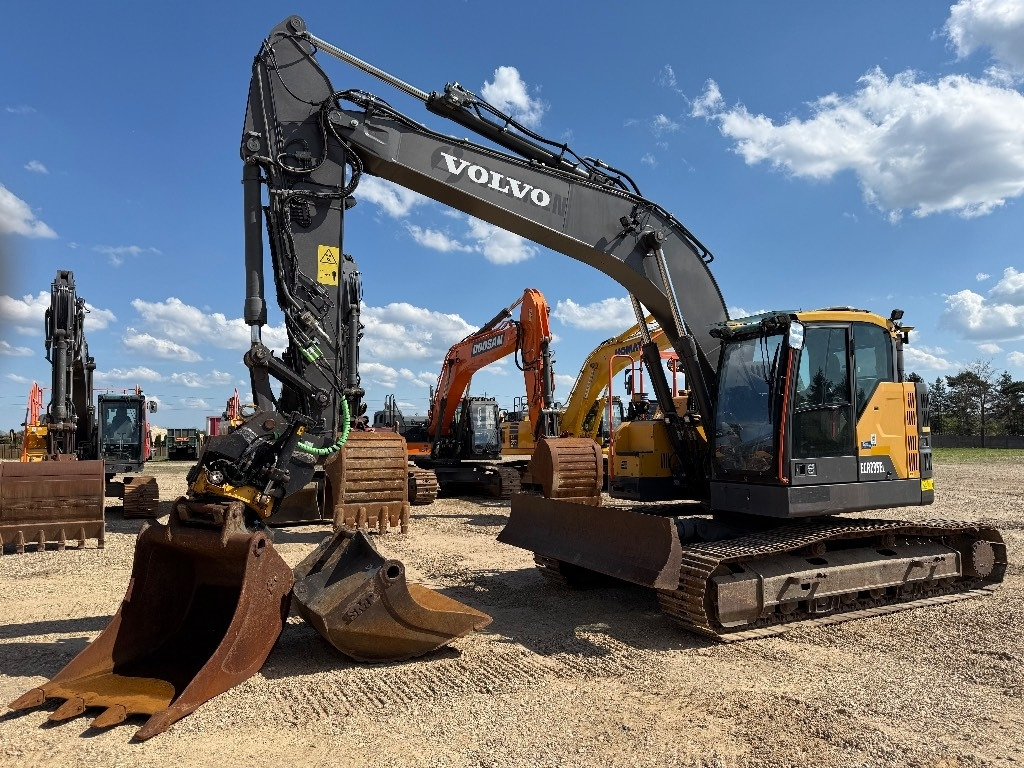 Volvo ECR 235 EL - Ερπυστριοφόρος εκσκαφέας: φωτογραφία 1 Volvo ECR 235 EL - Ερπυστριοφόρος εκσκαφέας: φωτογραφία 1