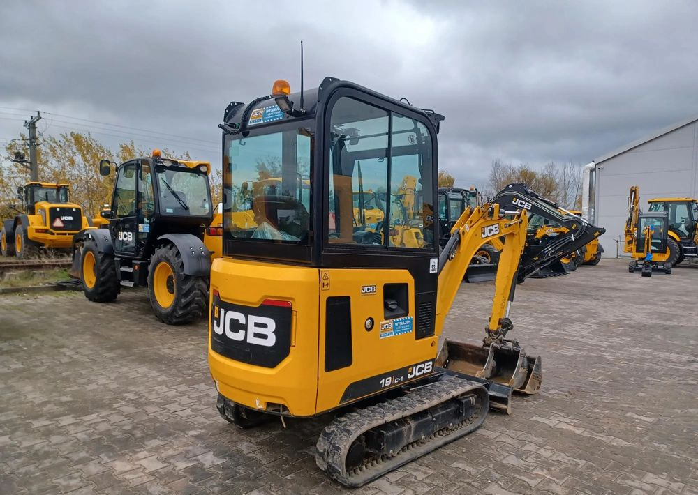 JCB 19C-1 - Ερπυστριοφόρος εκσκαφέας: φωτογραφία 4 JCB 19C-1 - Ερπυστριοφόρος εκσκαφέας: φωτογραφία 4