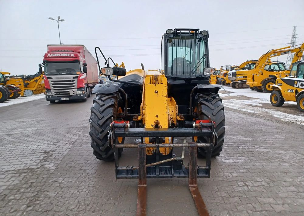 JCB 531-70 - Τηλεσκοπικός φορτωτής: φωτογραφία 3 JCB 531-70 - Τηλεσκοπικός φορτωτής: φωτογραφία 3