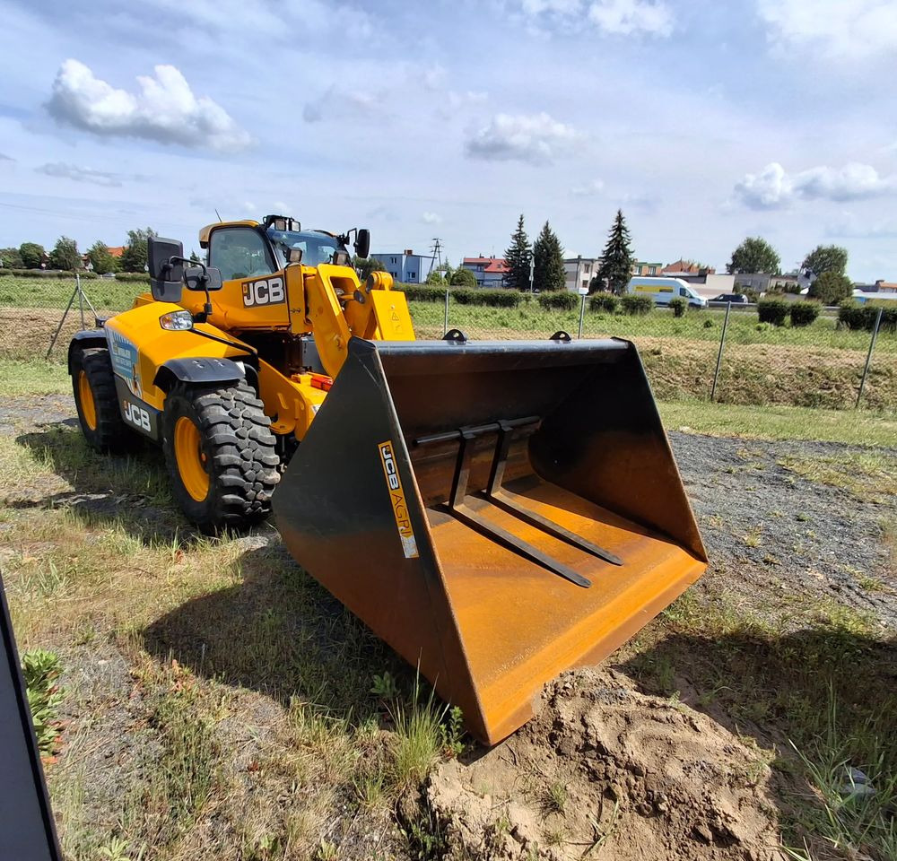 JCB 542-70 Agri - Τηλεσκοπικός φορτωτής: φωτογραφία 2 JCB 542-70 Agri - Τηλεσκοπικός φορτωτής: φωτογραφία 2